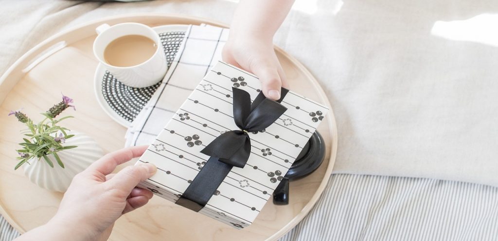 5 أفكار هدايا بسعر معقول للأمهات