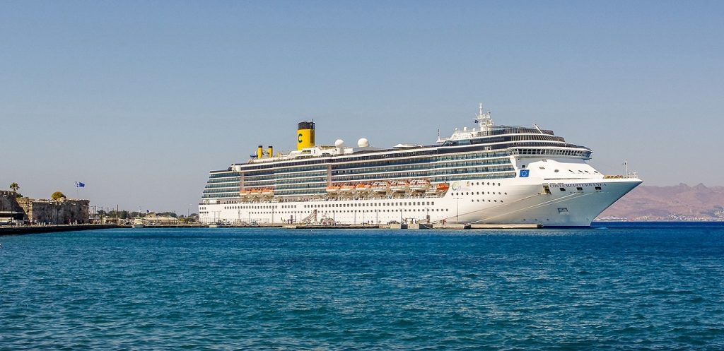 8 Reasons to Cruise With Your Family!