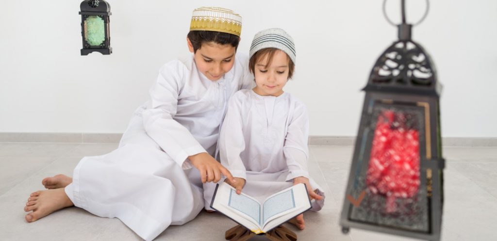 في أي عمر نبدأ بتدريب الأطفال على الصيام ؟