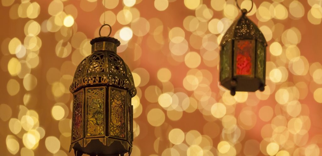 9 أفكار رائعة  من زينة رمضان يمكن عملها مع الأطفال