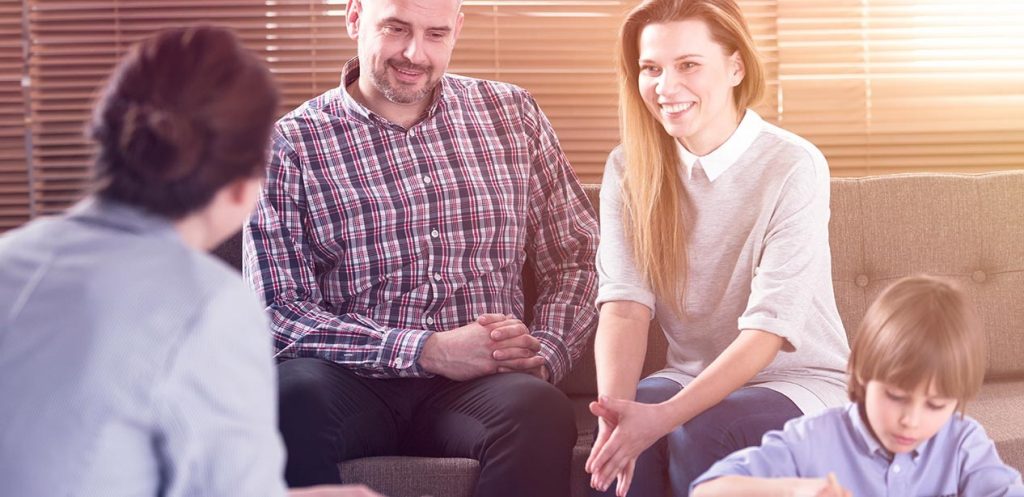 فرط الحركة ونقص الانتباه: كيف أتحدث لمدرسة طفلي؟