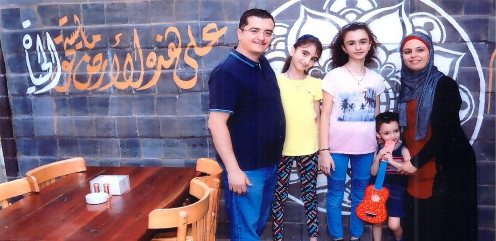 ميساء أبو لبن: وثقت بحدسي وإيماني فأصبحت ناجية من سرطان الثدي
