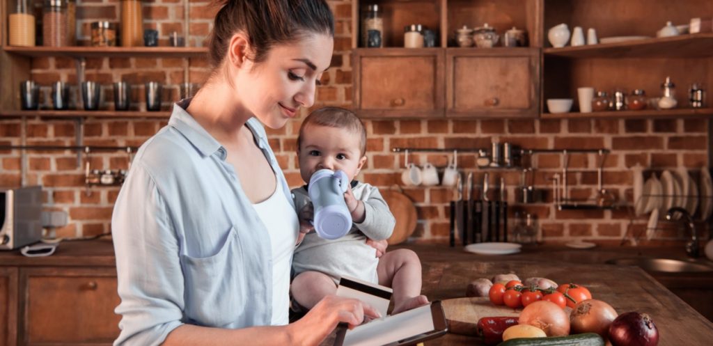 7 أسباب تجعلك تشترين مستلزمات المواليد من خلال الانترنت
