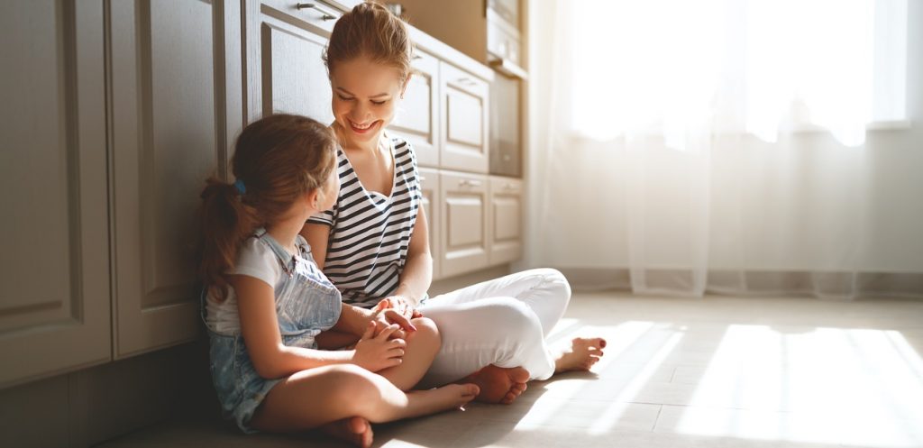 متى ابدأ بوضع قواعد السلوك لطفلي؟