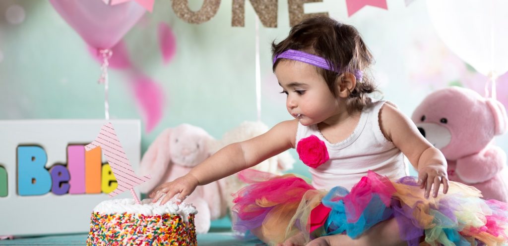 7 أزياء على الموضة من أجل عيد ميلاد صغيرتك