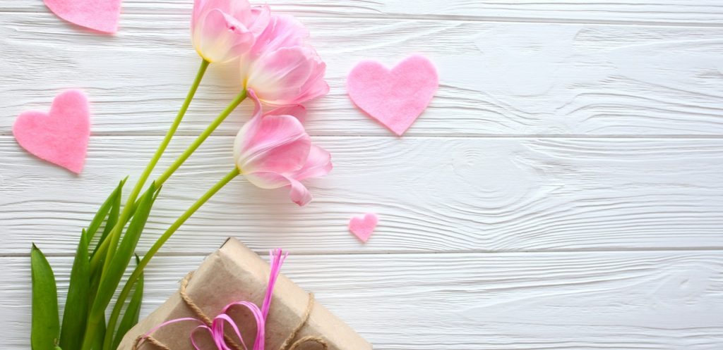 10 أفكار فريدة لهدايا عيد الأم