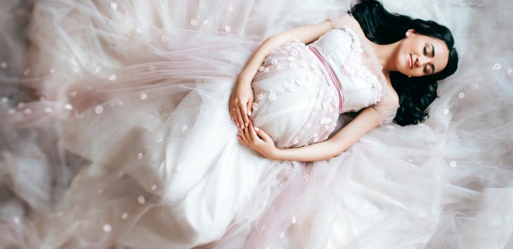 أجمل فساتين حمل في عيد الفطر
