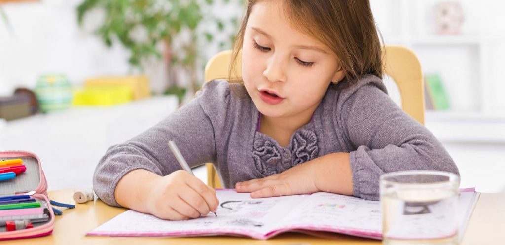 أفكار لحل الواجبات المدرسية دون عناء