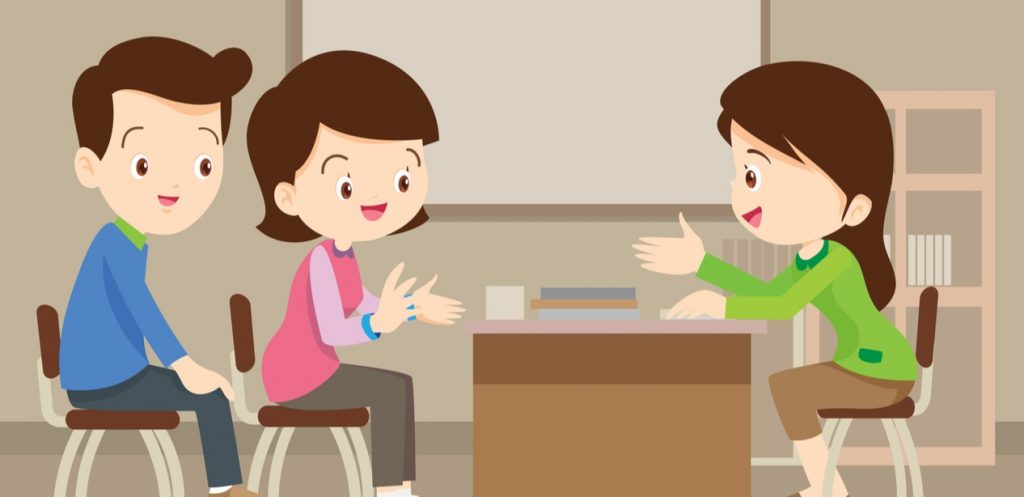 5 اسئلة وجهّيها لمدرسين طفلك في اجتماع الأهالي الأول في المدرسة