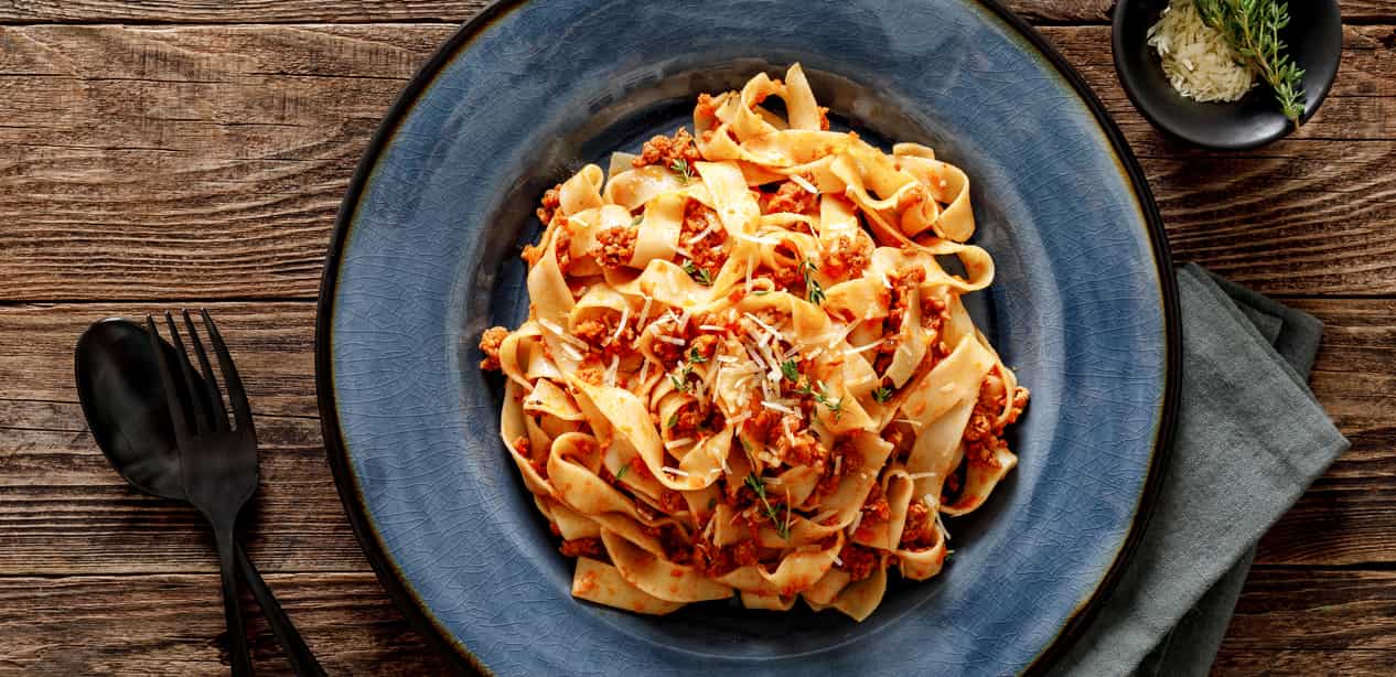Quick and easy family favourite – macaroni mince.