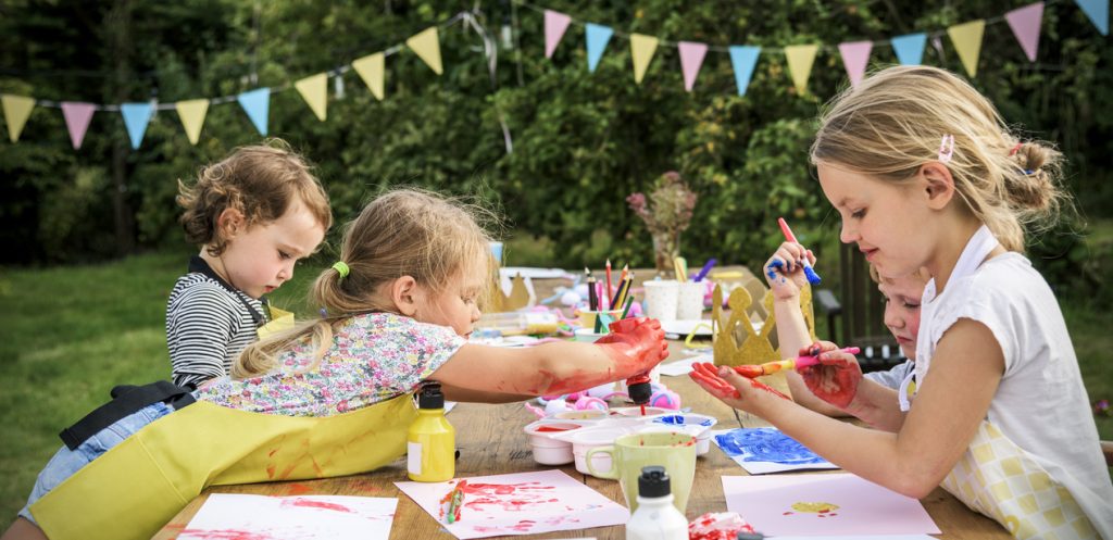 8 Arts and Crafts Activities to try at home!