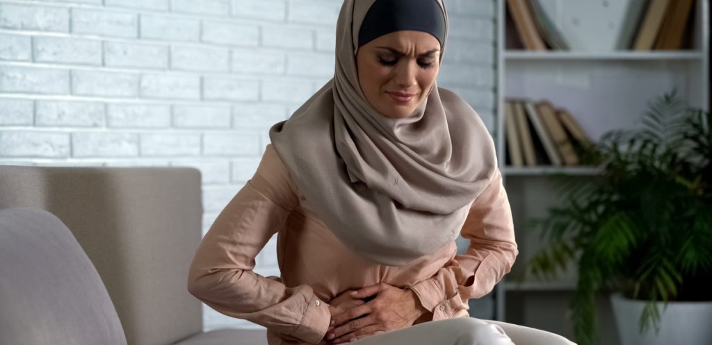 الفرق بين أعراض الحمل وبداية الدورة الشهرية