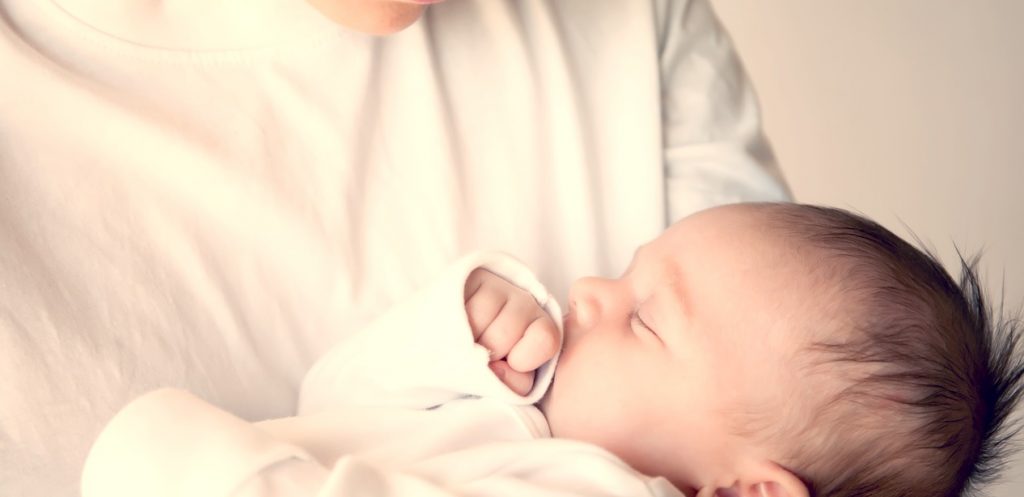 Top Tips and Tricks for New Moms