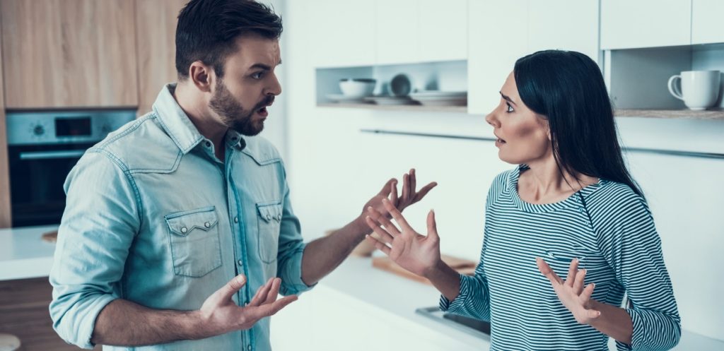 طرق فعالة لإنهاء الخلافات الزوجية وفقاً للخبراء