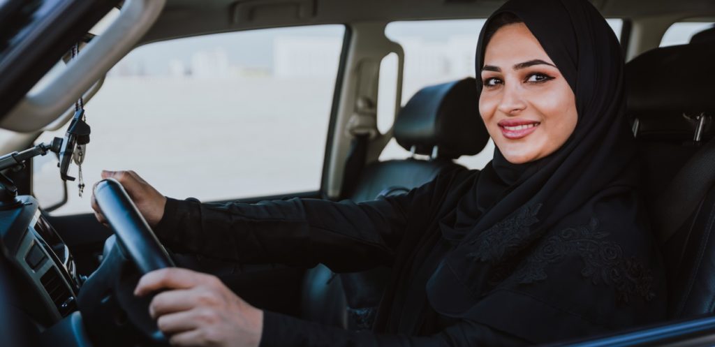 في يوم المرأة العالمي 2021: هل يمكن اعتبار النساء سائقات أفضل؟