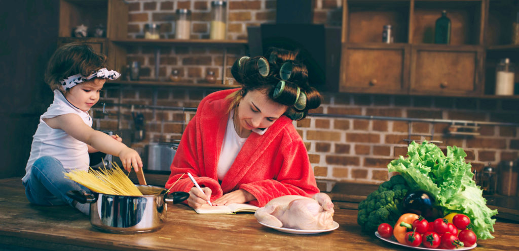 Modern Kitchen Gadgets to Help You Cook Faster