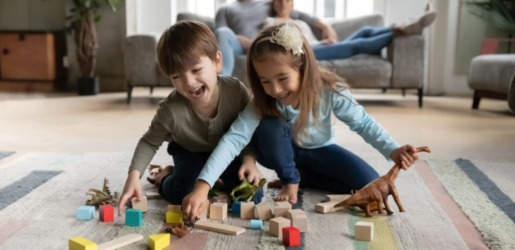 7 Tips to Help Your Kids Build a Strong Sibling Bond